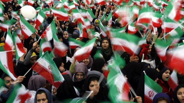 'Het is een soort carnaval', Iran viert veertig jaar revolutie