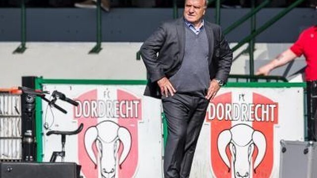 Vandaag op NPO Radio 1: promotie en degradatie voetbal en verdwijnen goedkope medicijnen?