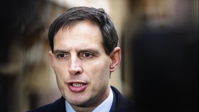 'Wopke Hoekstra moet als premierskandidaat een alternatief voor Rutte zijn'