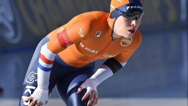 De Jong winnaar eerste dag EK allround, Nuis gediskwalificeerd