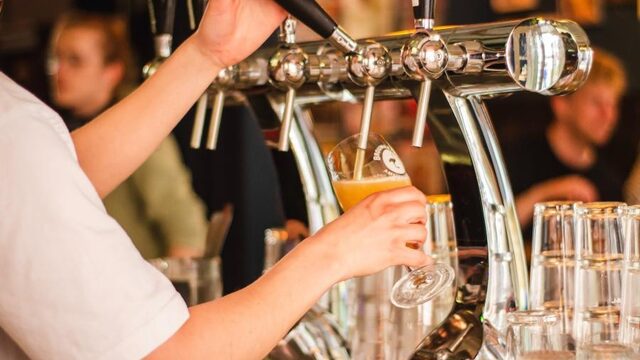 Ontslagboete werkgevers? 'Ik kan de jongens niet behouden'
