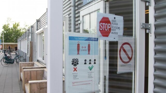Advocaten en onderzoekers: 'Omgang migranten in Nederland doet denken aan toeslagenaffaire'