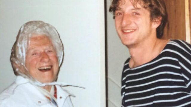 Iedereen heeft wel een tante Jo