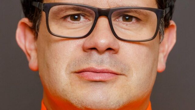 Turnclub PAX geeft geen gehoor aan KNGU-verzoek en zet coach Kiens nog niet opzij