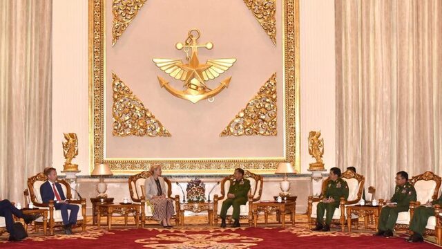 Minister Kaag bezocht van genocide beschuldigde generaal in Myanmar