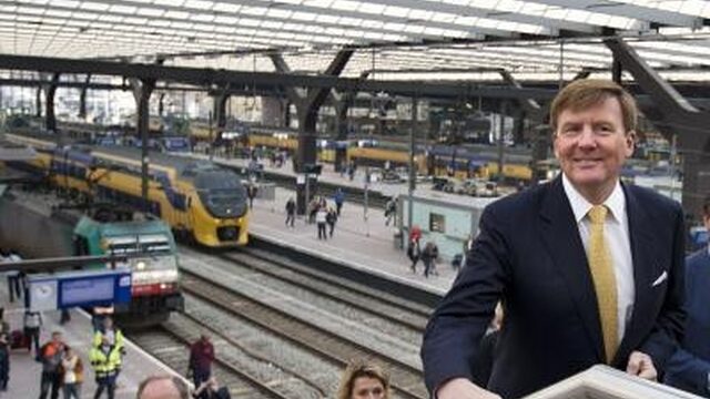 Deze Dag Toen: Koning opent nieuw Rotterdam Centraal