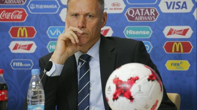 Van Basten verkiest familie boven de bond