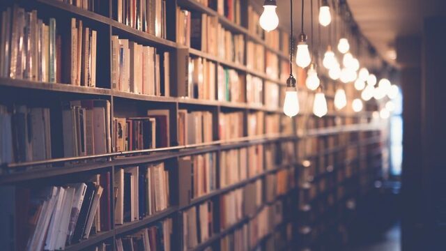 'Een week zonder boeken is als Buitenhof zonder Baudet'