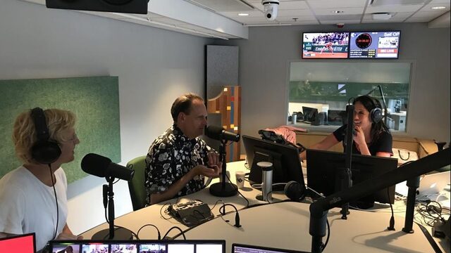 Luister nu naar De Podcastpersiflage!