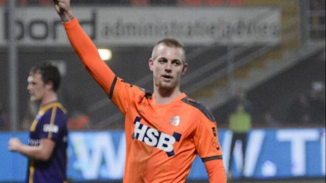 Van Kippersluis staat nog op het veld, Waterman mag alleen naar buiten met toestemming