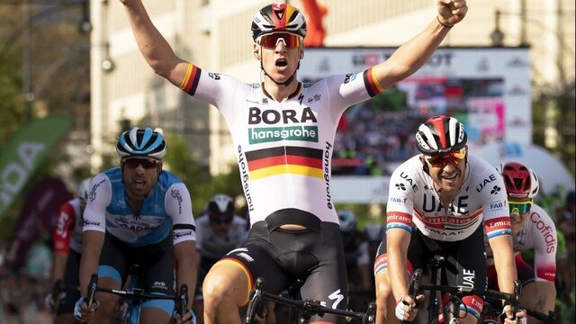 Pascal Ackermann wint zijn eerste massasprint in Giro d'Italia