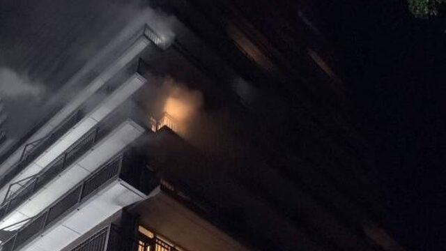 Bewoner komt om bij flatbrand Rotterdam, 160 woningen ontruimd