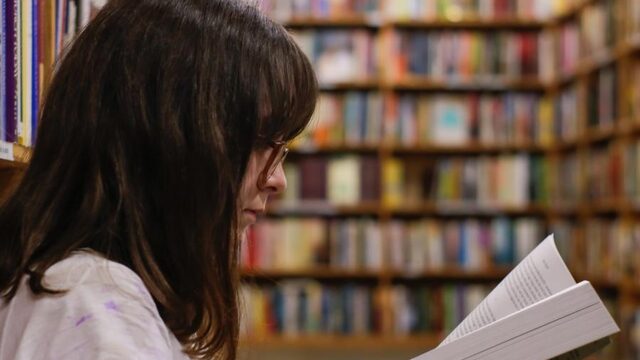Stand.nl: 'Het leesonderwijs moet op de schop'