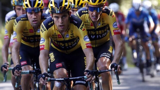 Pogačar wint vier seconden op Roglic, Bernal verliest veel tijd