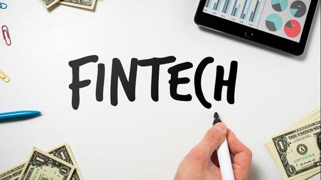 Minister Hoekstra schiet met hagel op fintech-bedrijven