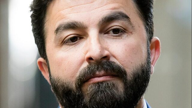 DENK-Kamerlid Öztürk mag blijven, maar hoe lang nog?