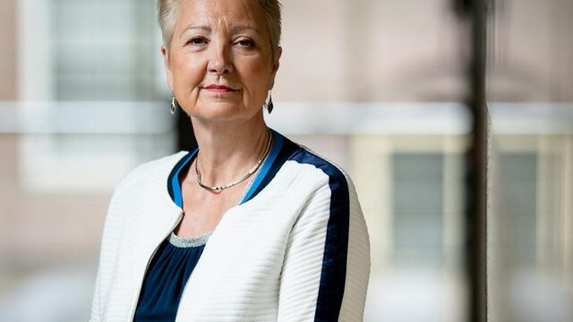 Fractievoorzitter 50PLUS Van Brenk zegt sorry tegen voorzitter