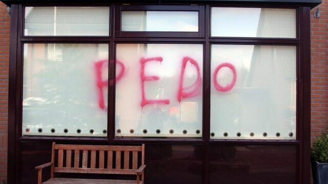 'Pedojagen moet strafbaar worden'