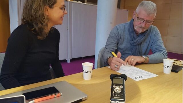 NPO Radio 1 wil podcasts toegankelijker maken voor ouderen