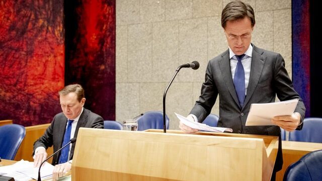 Kabinet onder vuur om openhouden scholen