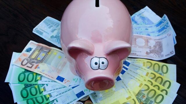 Stand.nl: Sparen zou moeten blijven lonen