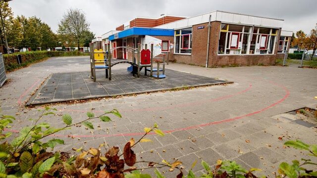 Grote zorgen bij leraren over heropenen scholen: 'Vierjarigen uit elkaar houden is een utopie'