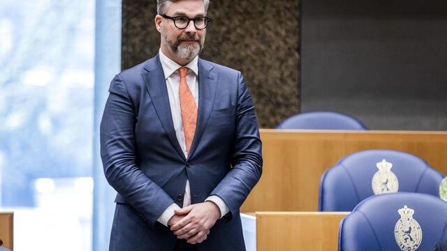 Oud-D66 leider Van der Laan reageert op onderzoek naar ongewenst gedrag Sidney Smeets: 'Ook kijken naar schade voor de Kamer'