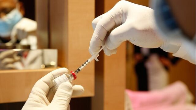 Bulten en littekens: tientallen bedrijven zetten illegaal lipfillers