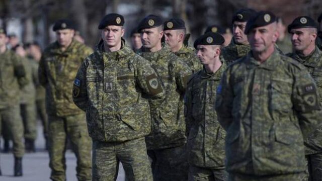 Parlement Kosovo stemt in met formeren leger, tot woede van Servië