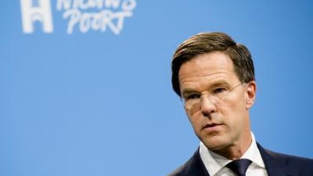 'Premier Rutte belt met ING over omstreden salarisverhoging'