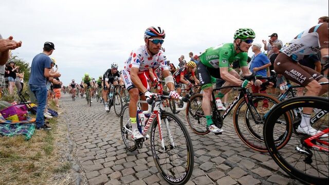 Vandaag in de Tour de France: spektakelstuk met 15 kasseienstroken