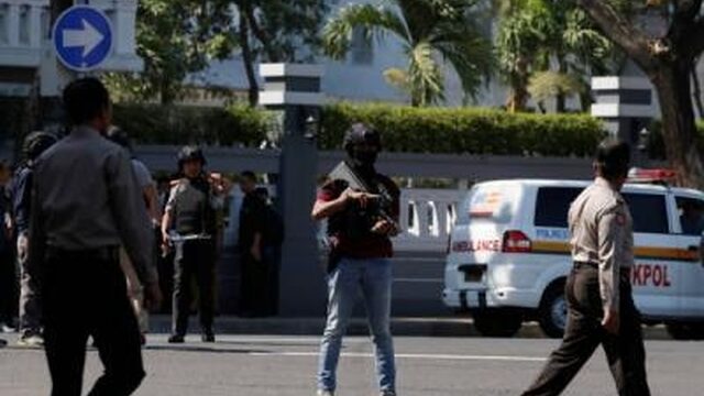 Explosie bij hoofdbureau politie Surabaya