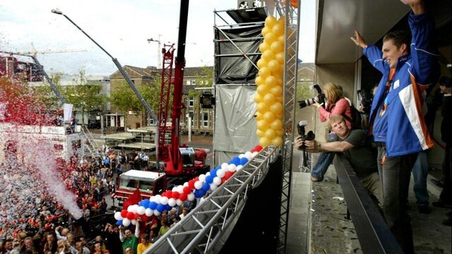'Van den Hoogenband is goede keuze, maar had wel eerder gekund'