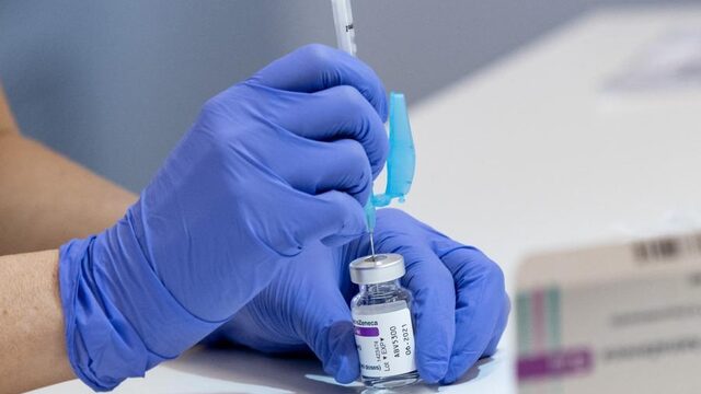 Expert over stopzetten AstraZeneca-prikken: 'Ik heb daar veel moeite mee'