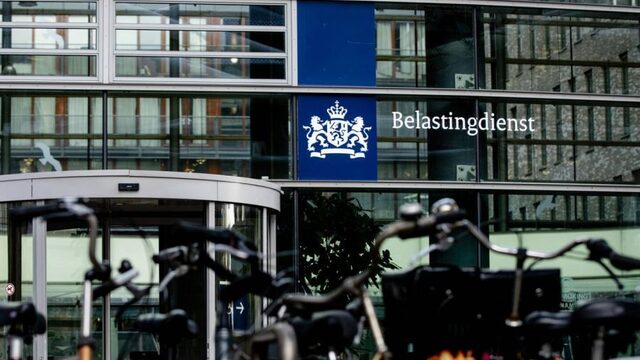 Rutte: toeslagensysteem op de schop, beleidsstukken openbaar maken