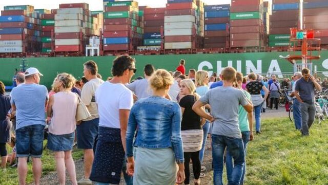 Gestrand schip weg uit Westerschelde; scheepvaart komt weer op gang