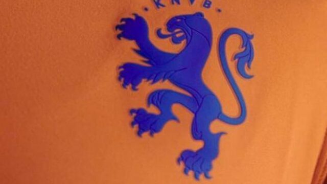 Lekker lezen en luisteren over vrouwenvoetbal