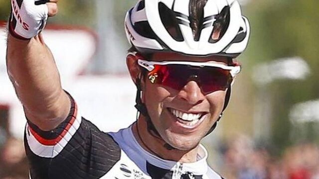 Matthews wint etappe, Froome neemt geel over van Aru