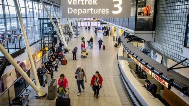 CDA: ook piloten bij overleg over Schiphol