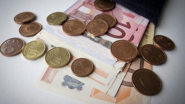 De overheid is niet alleen een schuldeiser, maar maakt de problemen nog groter dan dat ze al zijn