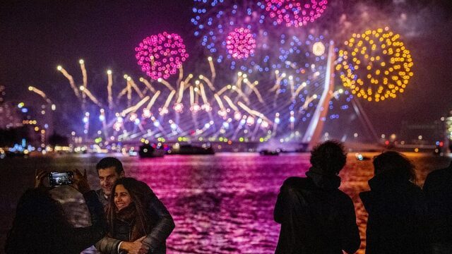 Meer dan de helft van het vuurwerkletsel wordt veroorzaakt door siervuurwerk