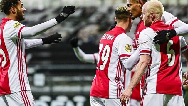 NOS Voetbalpodcast #138: 'Reserves Ajax zouden ook kampioen kunnen worden'