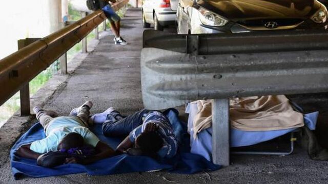 Oxfam: Franse politie mishandelt migrantenkinderen