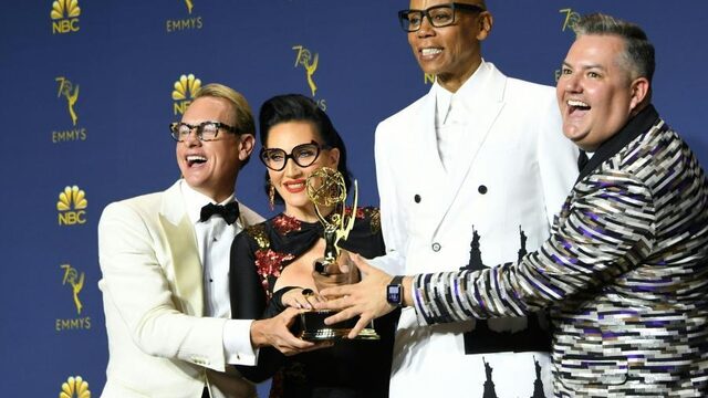 Hoe een Amerikaanse talentenjacht dragqueens tot in een Gronings buurthuis brengt