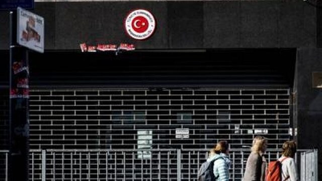 Vier mannen aangehouden voor beramen aanslag in Nederland