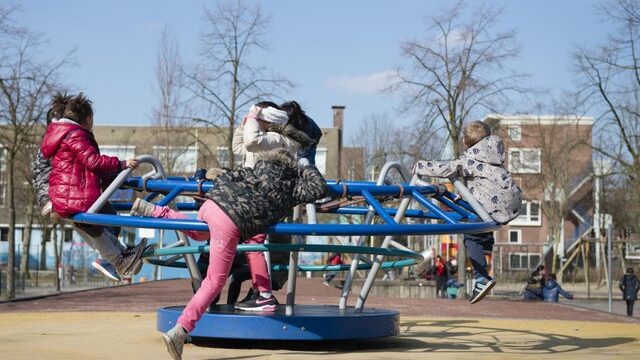 Kinderombudsvrouw: 'We vergeten kinderen te vragen hoe de regels uitpakken'