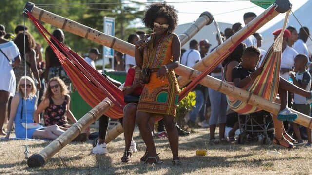 Mensen willen hun eigen geloof, in hun eigen taal en traditie belijden en vieren