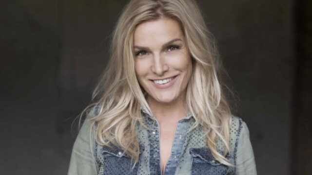 Lucille Werner belt mensen die eenzaam zijn door corona