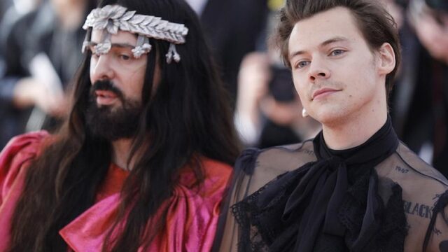 Superster Harry Styles in jurk op Vogue-cover: 'Echt fantastisch!'