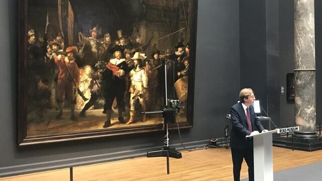 Nachtwacht van Rembrandt wordt voor oog publiek gerestaureerd
